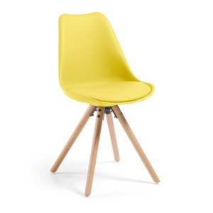 Žlutá jídelní židle s dřevěným podnožím La Forma Lars