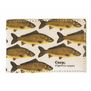Obal na cestovní pas Gift Republic Carp Fish