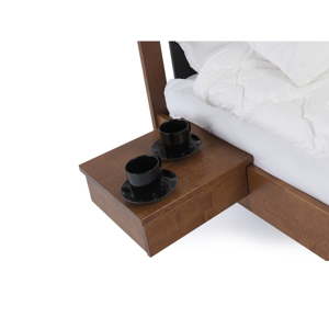 Do hněda mořený ručně vyráběný noční stolek z masivního březového dřeva Kiteen Koli