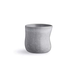 Světle šedý kameninový hrnek Kähler Design Mano, 300 ml